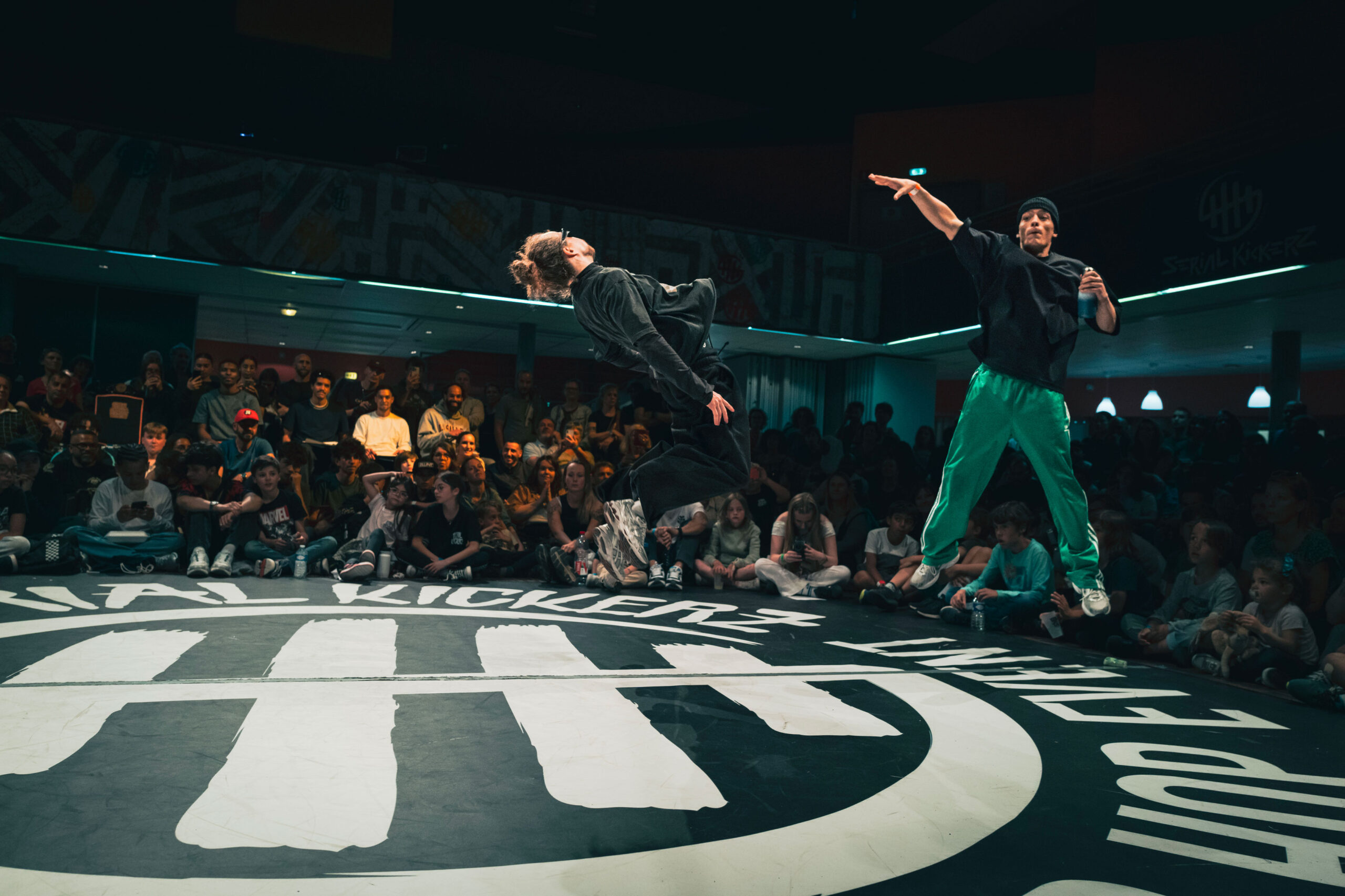 Serial Kickerz — Événementiel · scène & danse